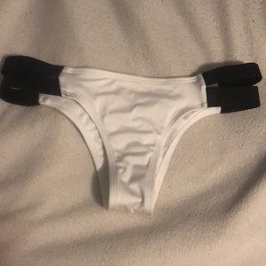 Itsy bikini bottoms